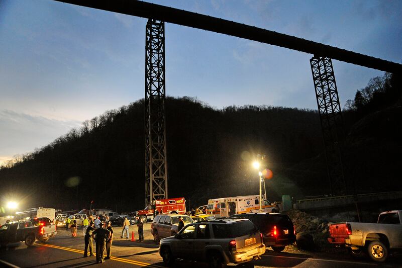 articles/2013/05/11/lawrence-leamer-on-coal-baron-donald-blankenship-s-downfall/130513-coalmines-tease_bykm6i
